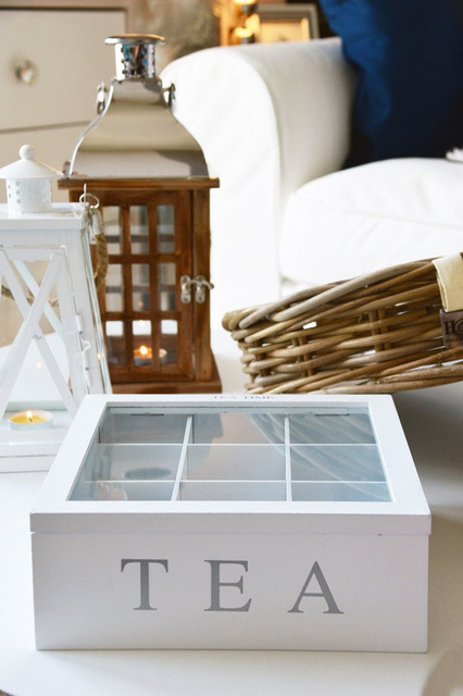 Fából készült teásdoboz TEA, 9 rekesszel, fehér